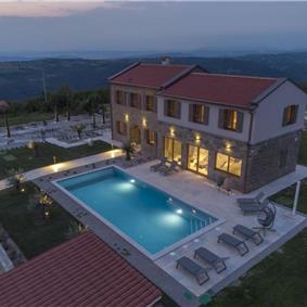 5 bedroom villa with heated pool near Momjan, Istria, sleep 12